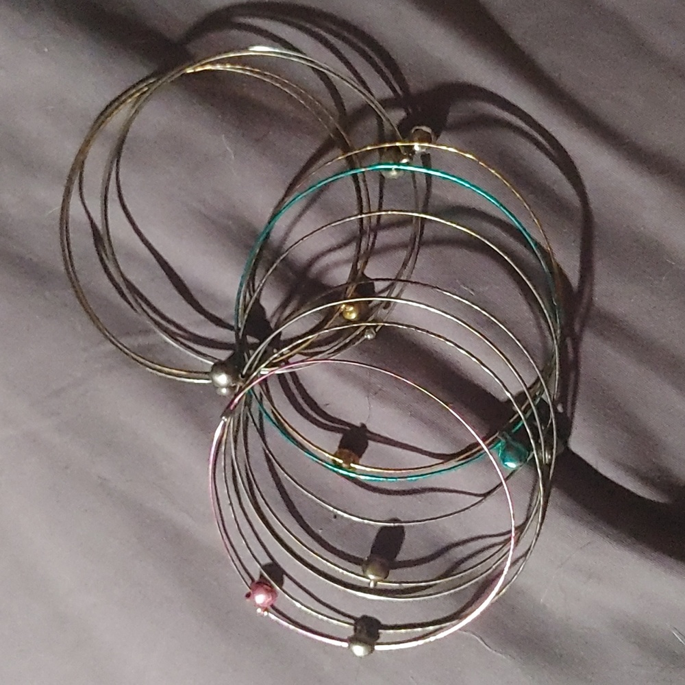 11 individual bangles 5 for 10$